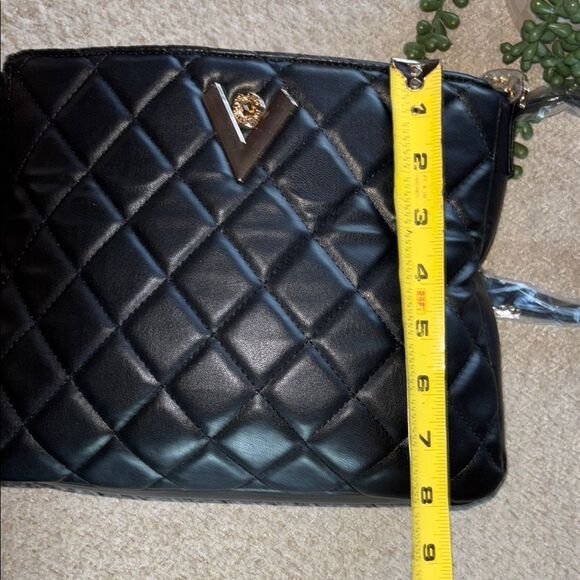 NWT Valentino Black Quilted Women's Bag - Picture 11 of 16